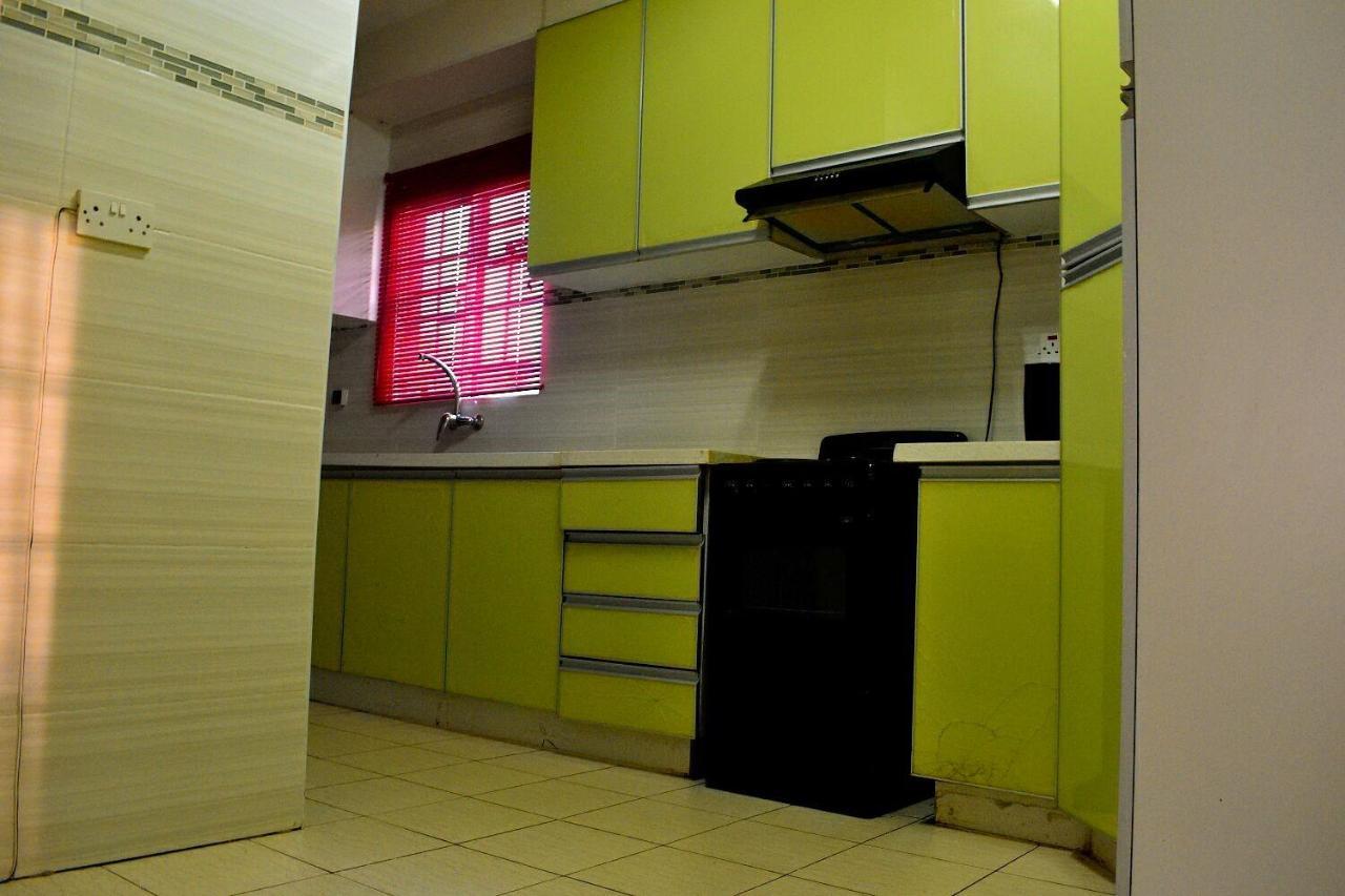Mathlyn Guesthouse גאבורון מראה חיצוני תמונה