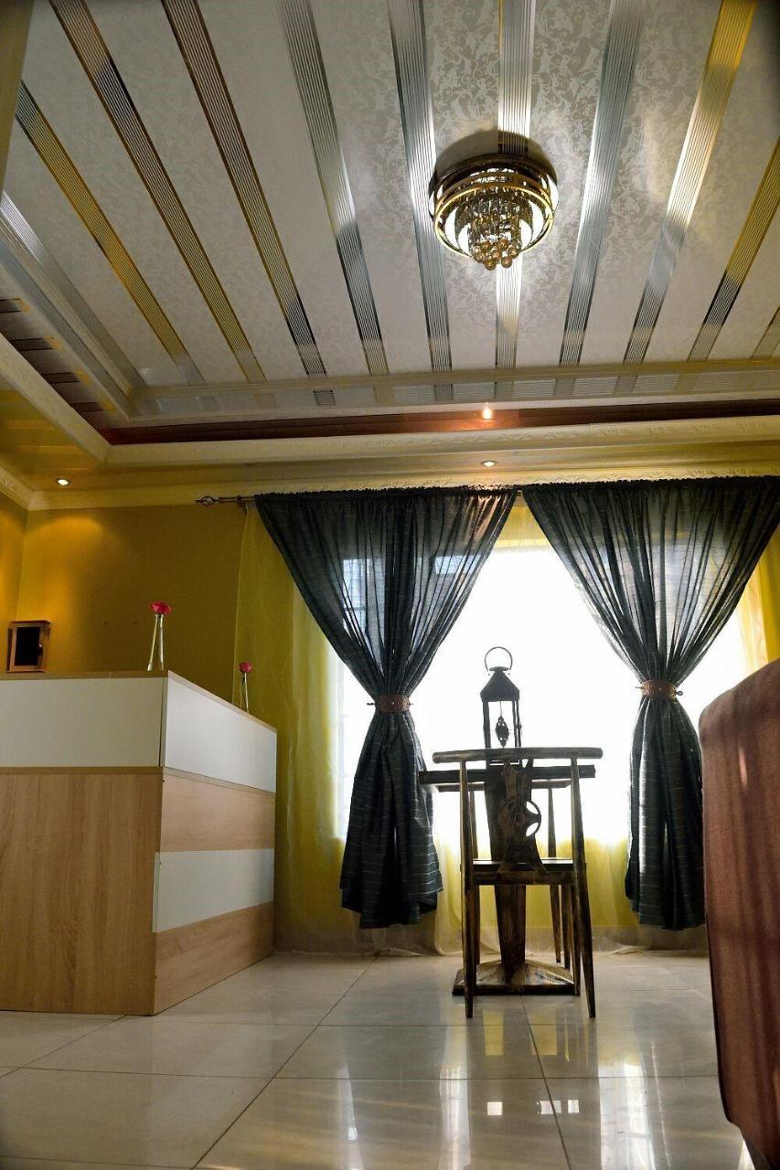 Mathlyn Guesthouse גאבורון מראה חיצוני תמונה