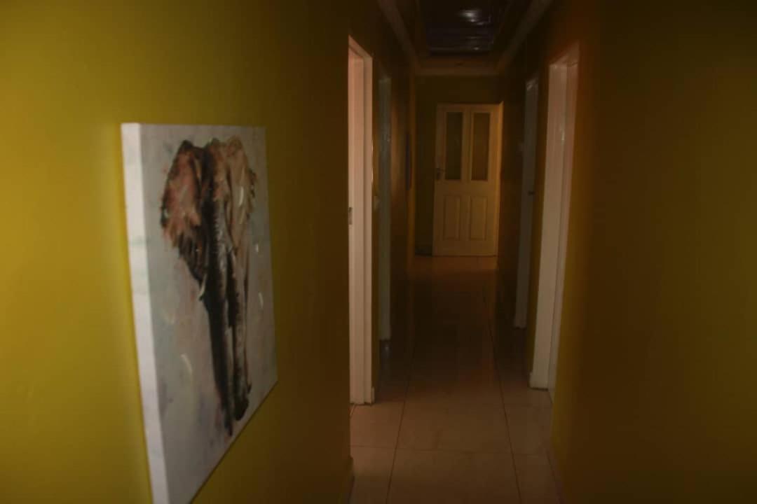 Mathlyn Guesthouse גאבורון מראה חיצוני תמונה